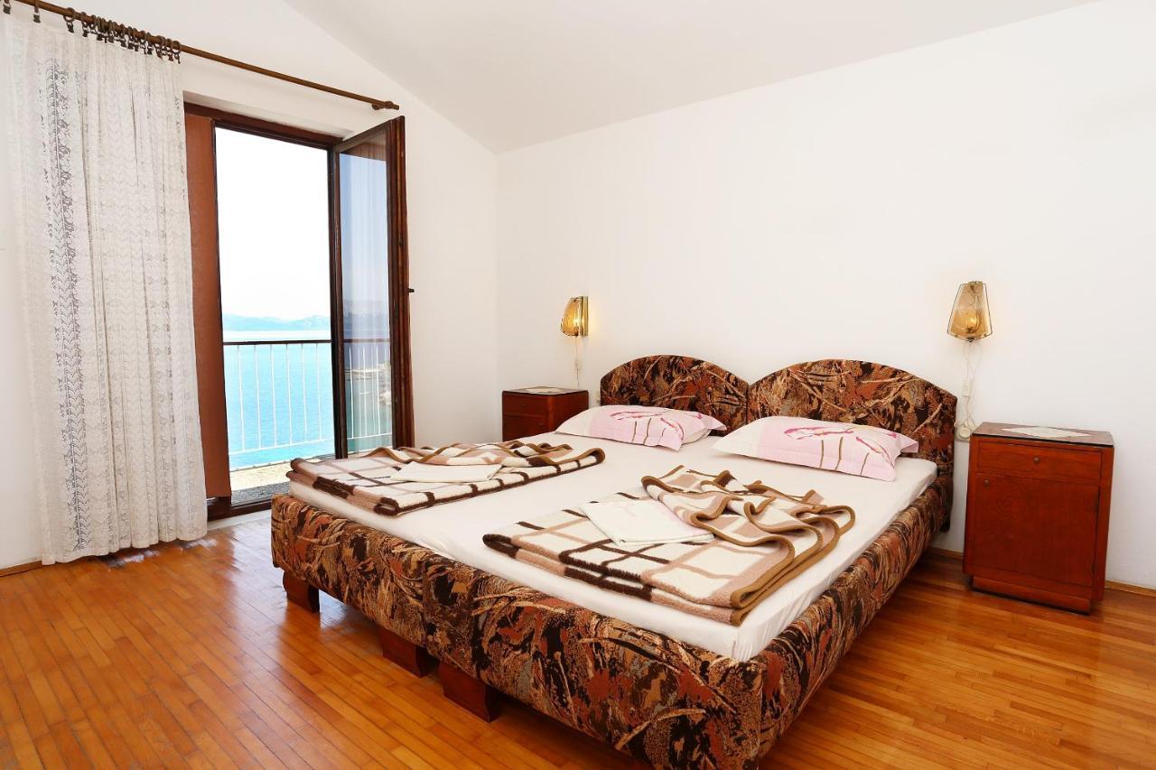Triple Room Trpanj 258A Exterior photo